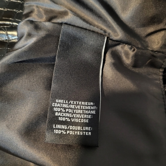 7 For All Mankind crop top black croc embossed vegan leather zipper back size S - Picture 11 of 12